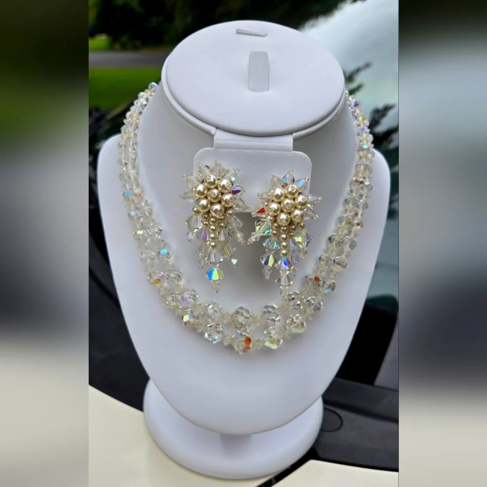 Vintage Crystal Necklace and Crystal Fuax Pearl Earrings Jewelry Set